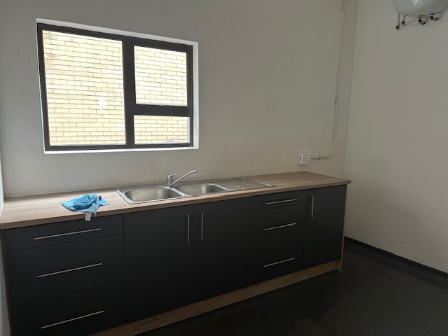 To Let Commercial Property for Rent in Dal Josafat Western Cape